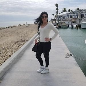 Meet your Posher, Lisandra